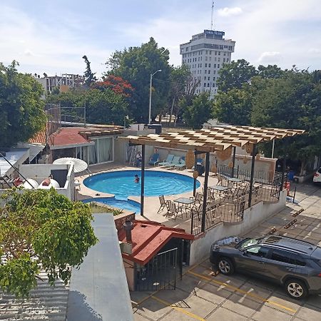 Hotel Flamingo Irapuato Extérieur photo