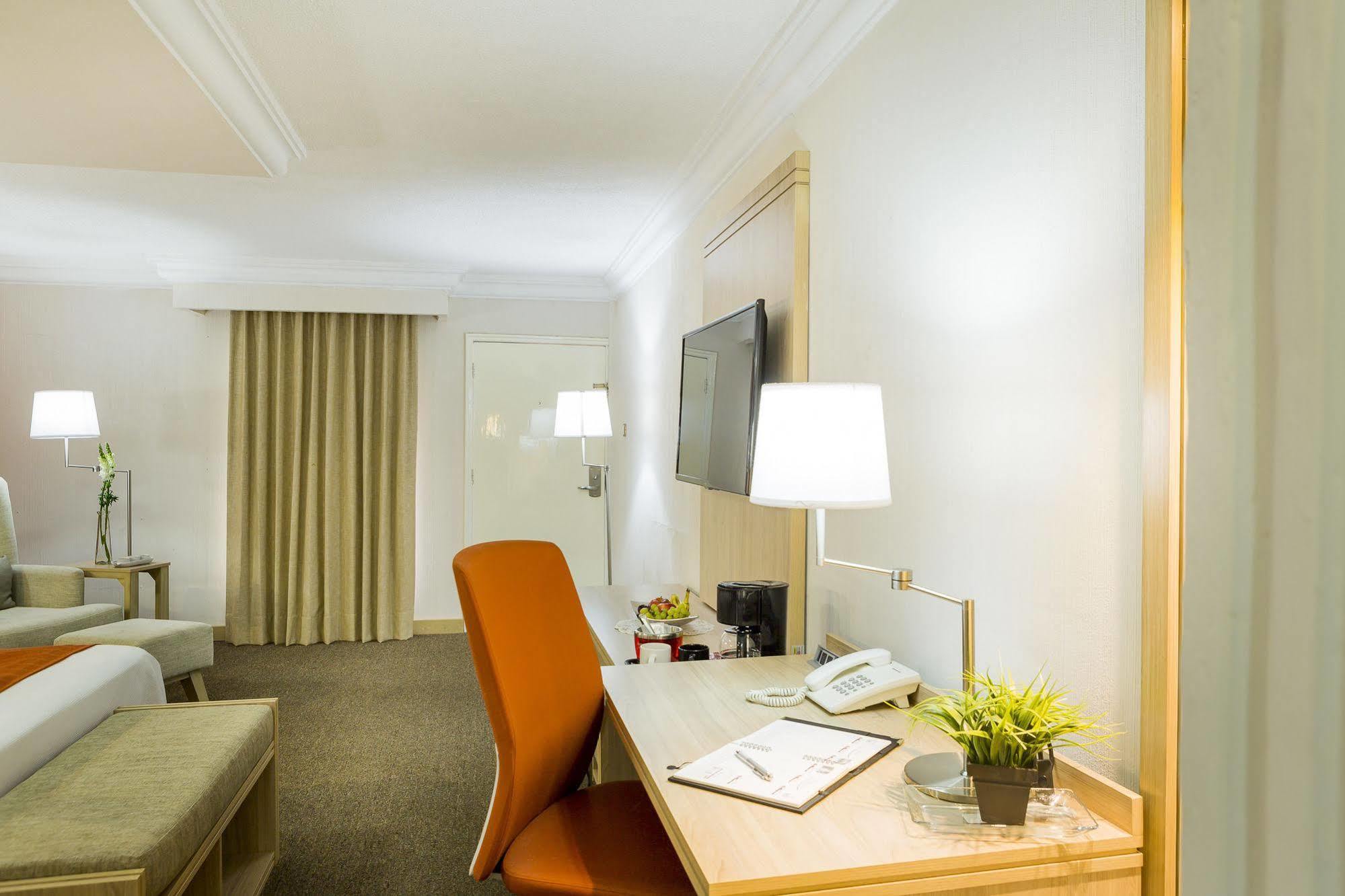 Hotel Flamingo Irapuato Extérieur photo