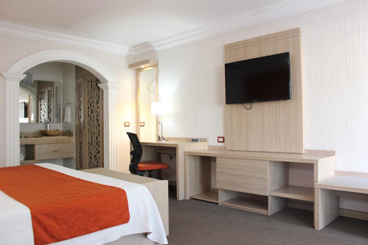 Hotel Flamingo Irapuato Extérieur photo
