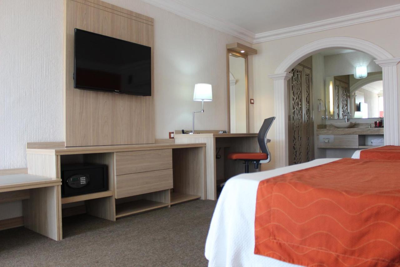 Hotel Flamingo Irapuato Extérieur photo
